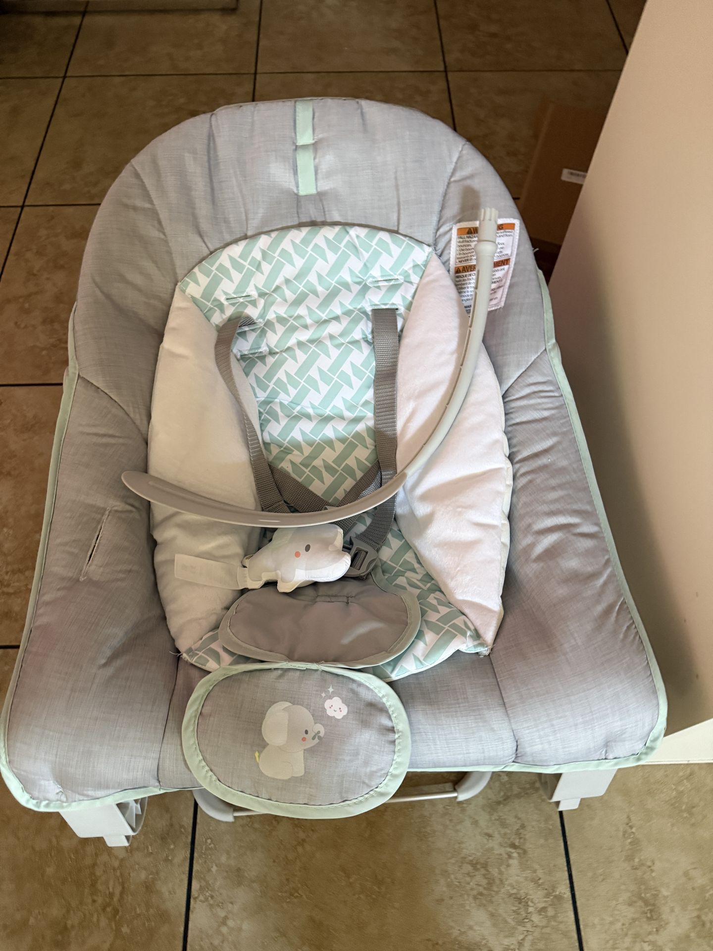 Baby rocking bounce chair