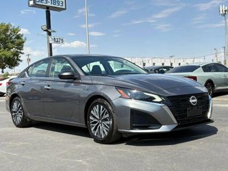 2025 Nissan Altima