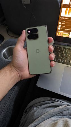 Google Pixel 11 Pro Fold Green