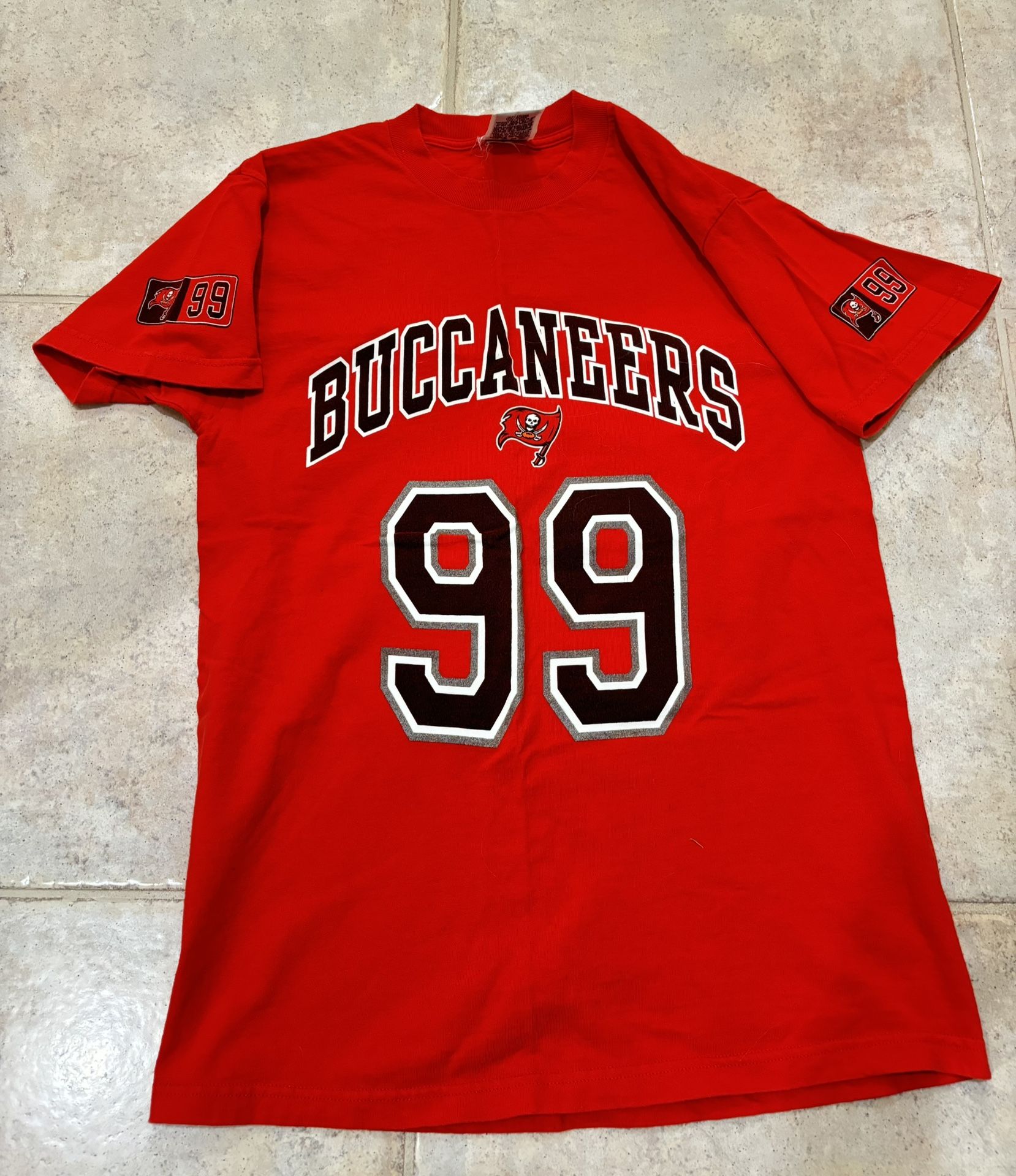Vintage Tampa Bay Bucs Shirt Men’s Medium