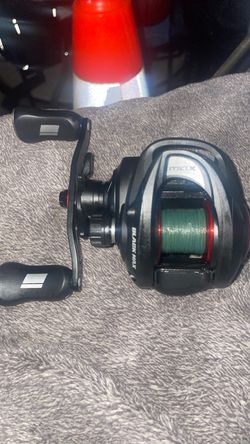 Abu Garcia Black Max Baitcasting Reel