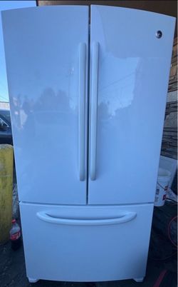 Ge White French Door Refrigerator Full Size