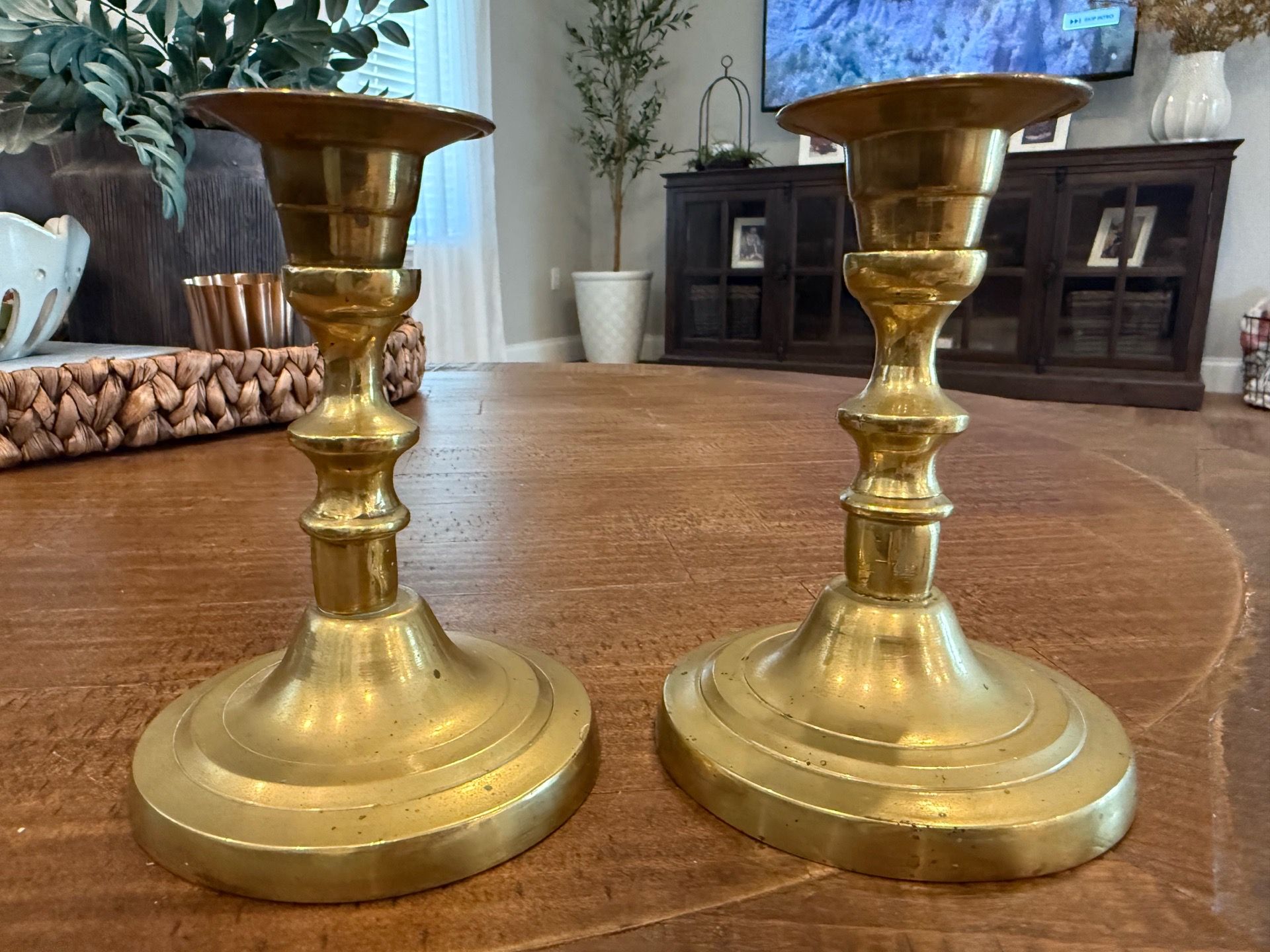 Vtg Solid Brass 5.75” Candlestick Holder Pair