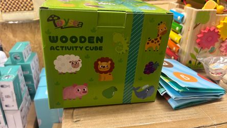 Toysea Wooden Activity Cube