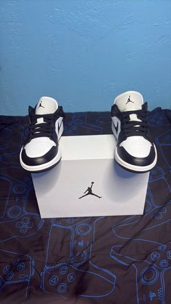 Air Jorden’s 1 low wmns size 6.5