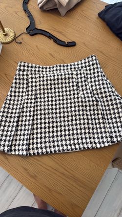 Women’s skirt