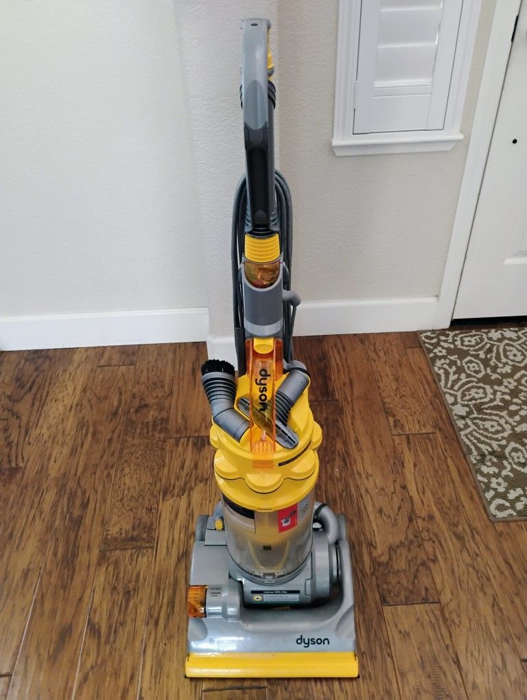 Dyson Vacuum Cleaner 