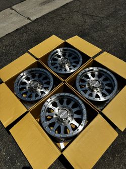 Method MR304 8x6.5 17” Wheels Polished Machined