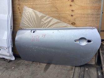 2022-2025 TOYOTA GR86 BRZ LEFT DRIVER DOOR PANEL SHELL USED OEM