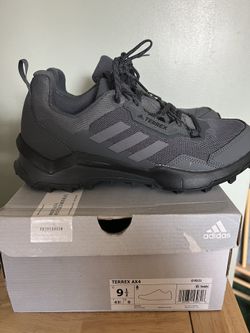 New Men’s 9.5 Adidas Hiking Shoes. Norton Pickup