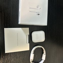 Apple AirPods 2nd Gen 