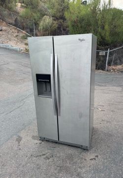 Refrigerator household fridge freezer stainless steel (free local delivery)