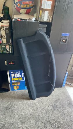 BMW i3 cargo cover