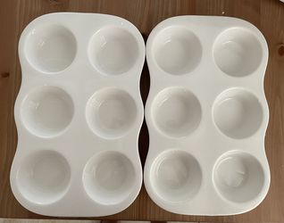 Sweese White Porcelain 6-Cup Muffin Pans Set Of 2