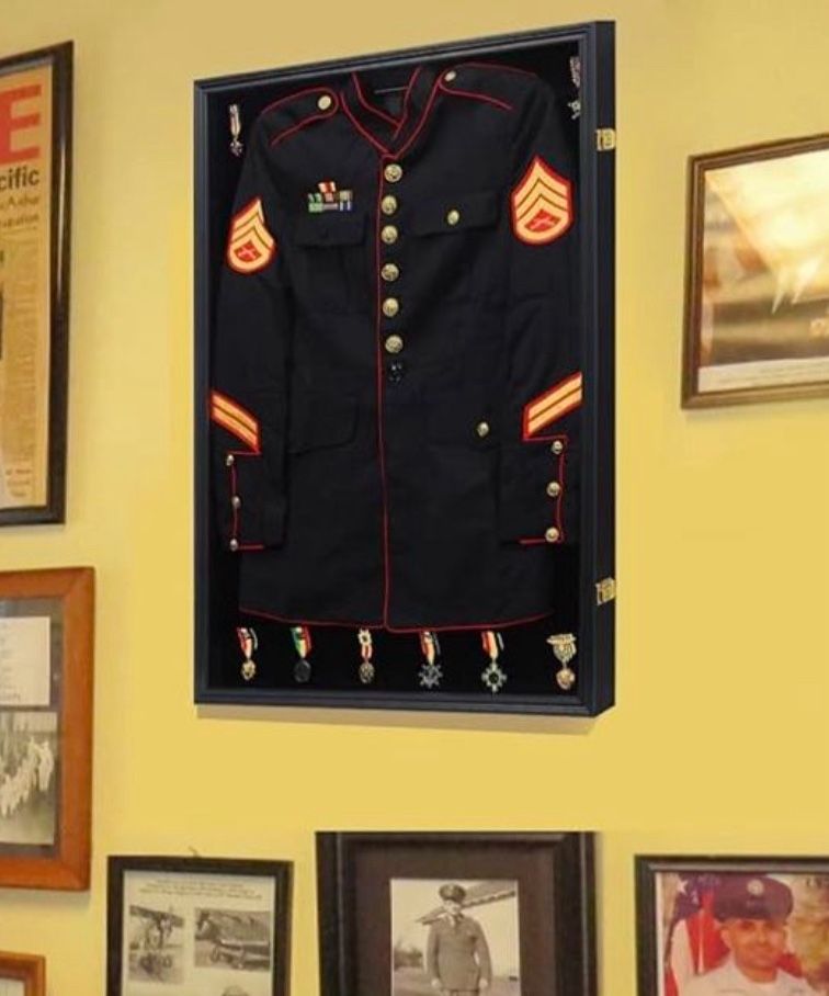 Uniform Display Frame