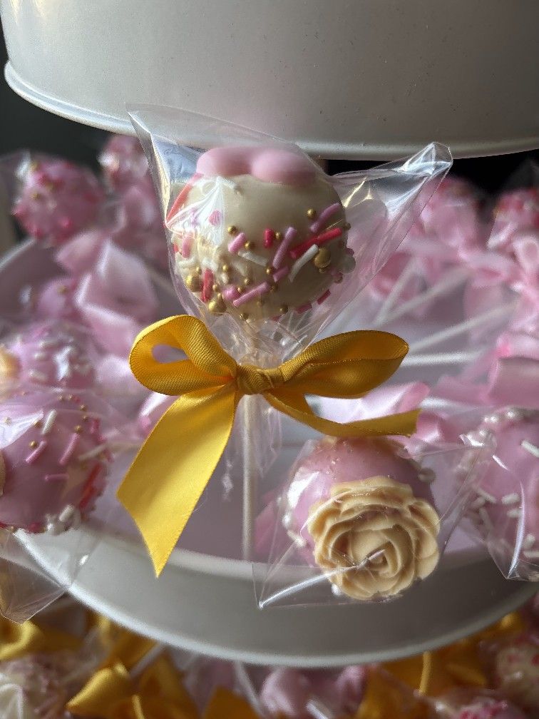 Pastries Drapping.we Have Everything For Your 15 . Wedding Anniversary 
