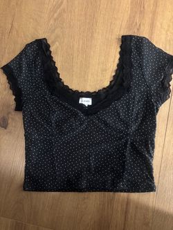 Polka dot lace crop top