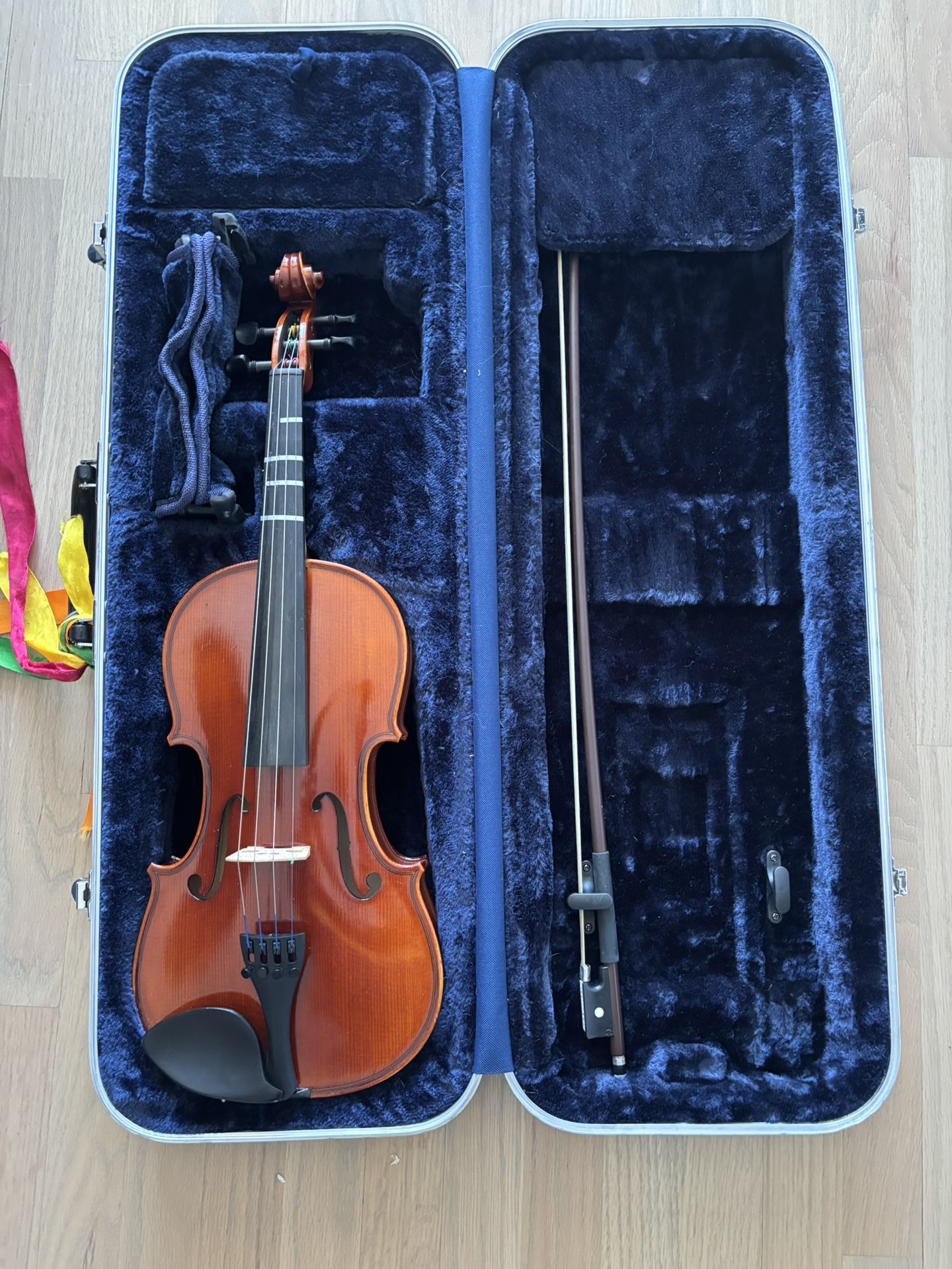 3/4 Violin with Hardshell Case