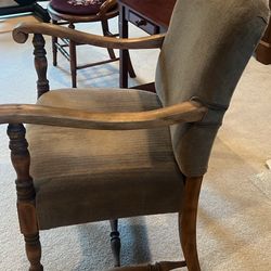 Antique Chair With Arms