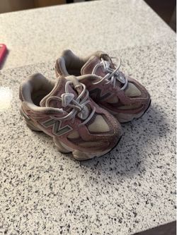 Toddler Shoes size 5C