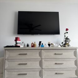 Cascade Dressers