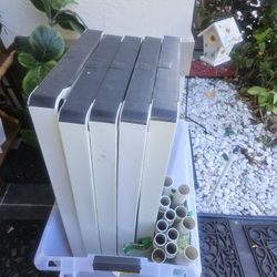 HDX PLASTIC STORAGE SHELVES 