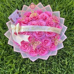 Beautiful Eternal roses can be made in natural flowers❤️