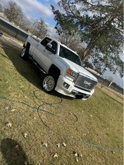 2016 GMC SIERRA 2500 Denali HD