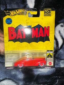 Hot Wheels Premium Batman First Batmobile Pop Culture