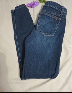 Dark Wash Skinny Jeans