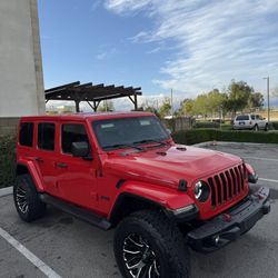 2018 Jeep Wrangler Sahara Sport 