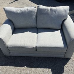 Lightly Used Furniture For A Steal  