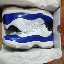 Air Jordan 11 Retro Low 'Concord' 