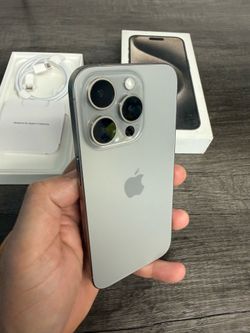 iPhone 15 pro 512gb unlocked battery 100% ( Liberado)