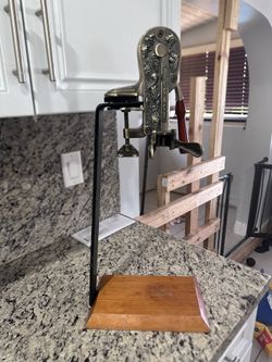 Bottle Bar Dispenser 