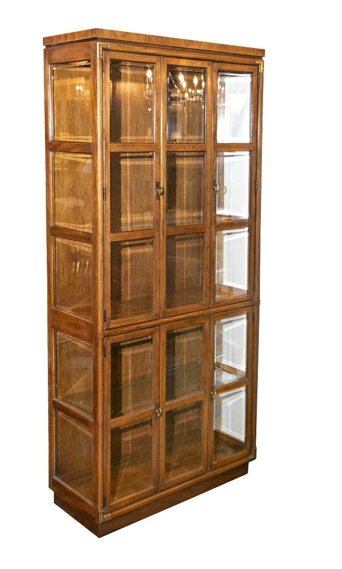 Accolades By Drexel China Cabinet / Curio