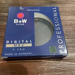 B+W 58mm F-Pro Circular Polarizer MRC (a). 