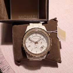 Michael Kors Chronograph Quartz Crystal White Watch
