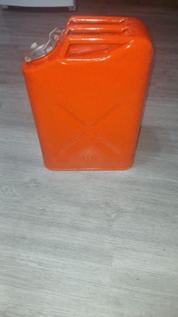 Red 5 Gallon Gas Can 