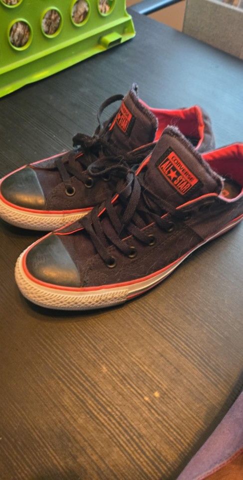 Converse!!!
