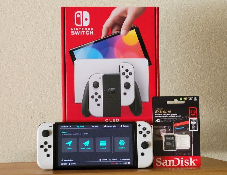 NINTENDO SWITCH OLED BRAND NEW BUNDLE WITH 250 GAMES + 25000 RETROS