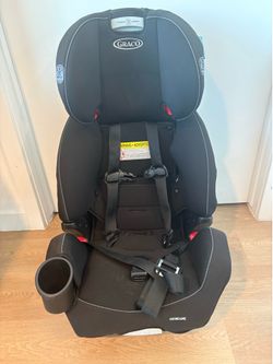 Grows4me 4-in-1 CarSeat *NO ACCIDENTS/Cleaned and ready for installation!**