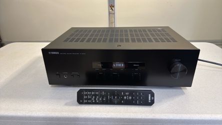 Yamaha R-S202 Bluetooth Receiver
