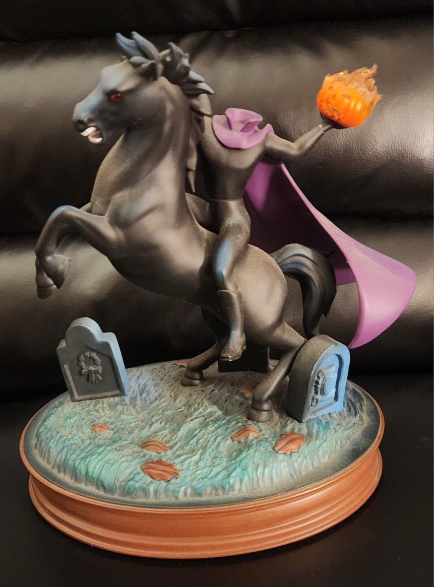 Disney Headless Horseman Light-Up Figure ( Mr. Toad D23 )