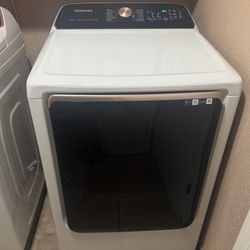 Samsung7.​4 cu.​ ft.​ Vented Smart Gas Dryer in Ivory with Steam Sanitize+