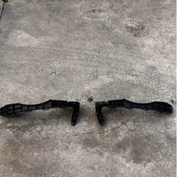 OEM 2013-2017 HONDA ACCORD SEDAN HEADLIGHT BRACKET UPPER SUPPORT COVER  LEFT AND RIGHT 