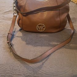 Mk Crossbody Like New 2 Time Used