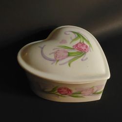 Hart Shaped Trinket Box 