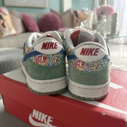 Nike Dunks 