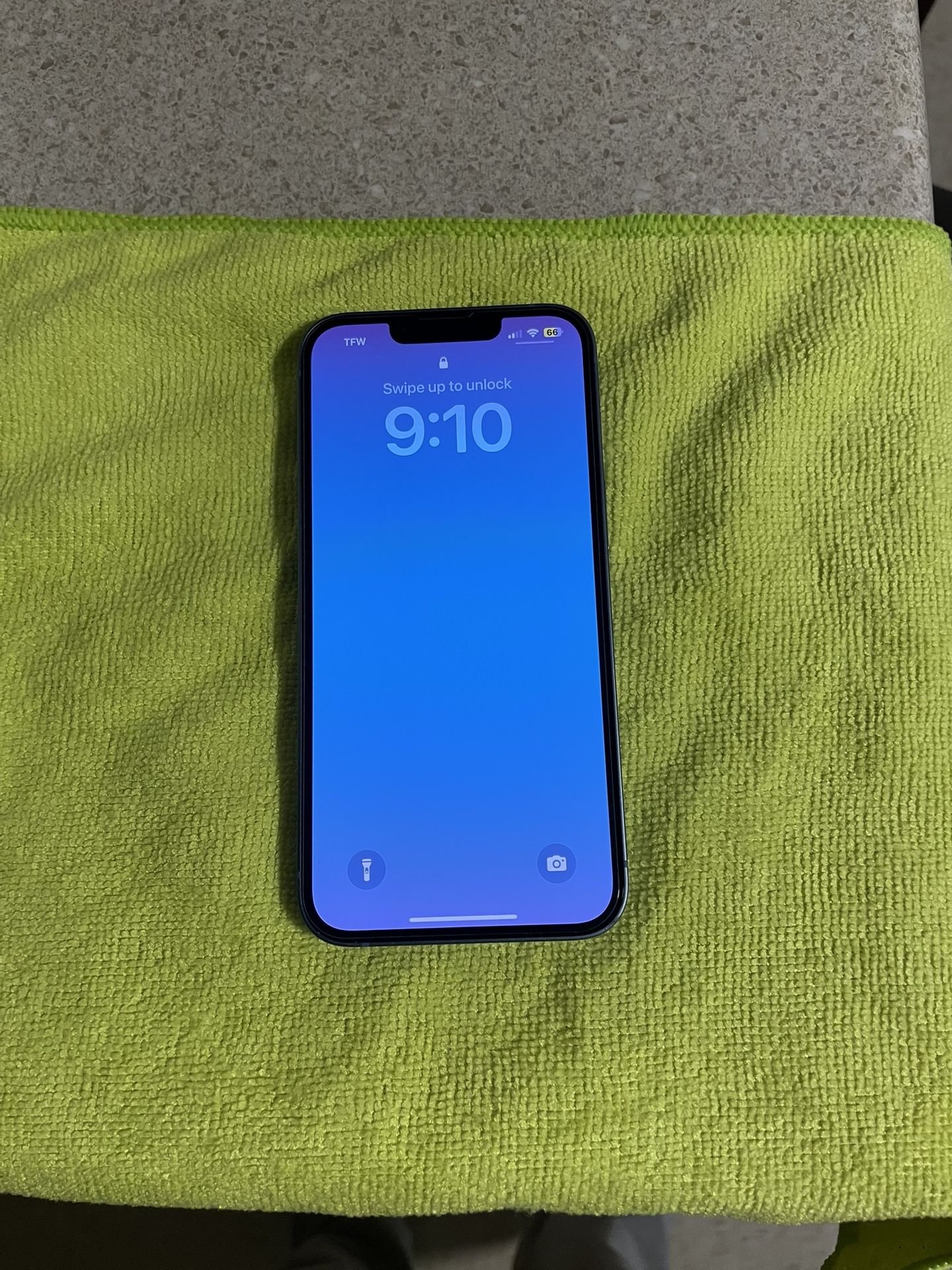 iPhone 14 unlocked 128 GB 360 cash